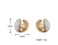 Swil Pearl Earrings