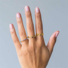 Purple M?bius Ring Ring