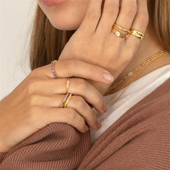 Purple M?bius Ring Ring