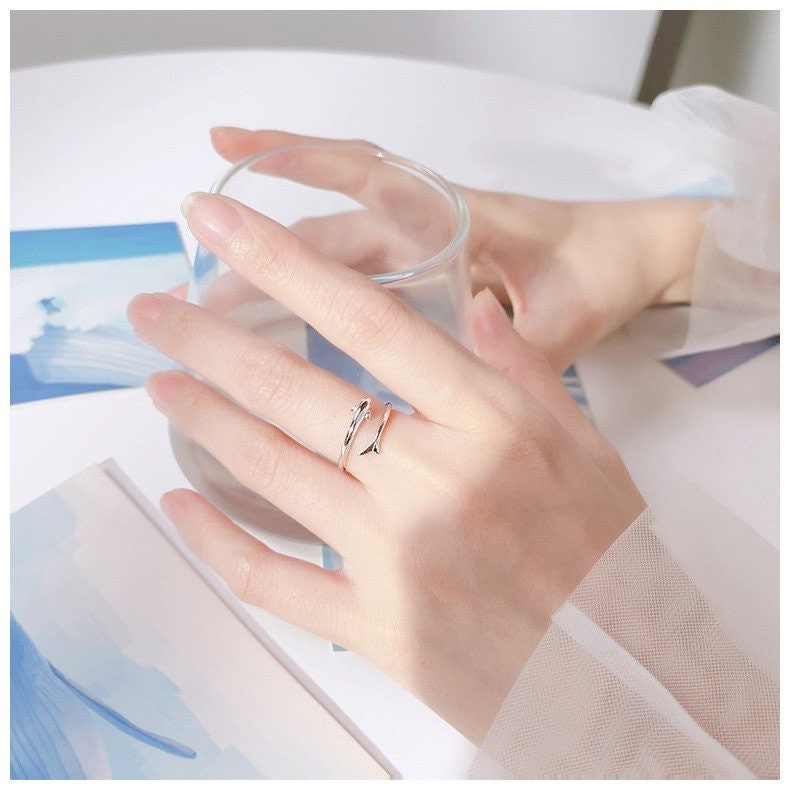 Dolphin Ring