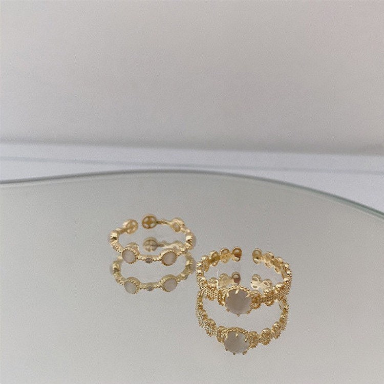 Cat Eye Stone Lace Ring