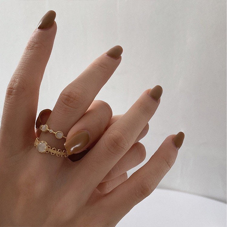 Cat Eye Stone Lace Ring