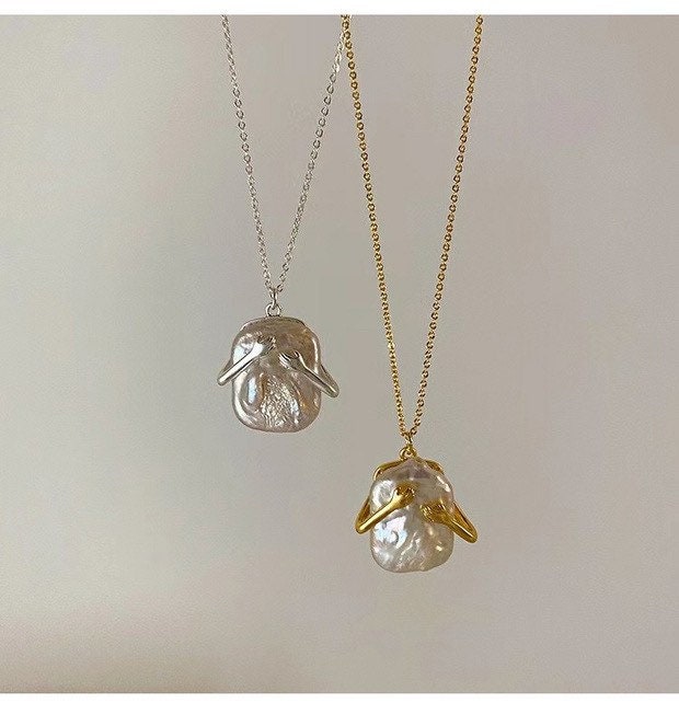 Large Pearl Embrace Necklace