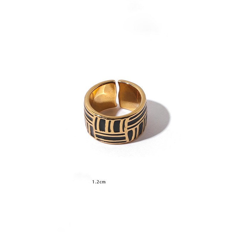 Geometric Enamel Ring
