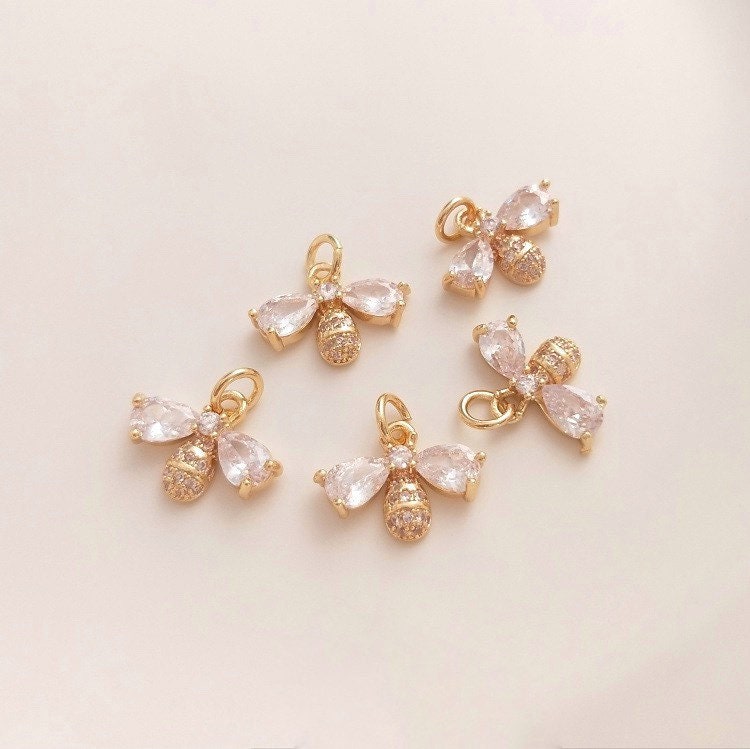 Sparkling Bumblebee Necklace