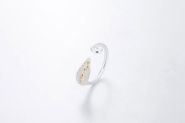 Calla Lily Ring