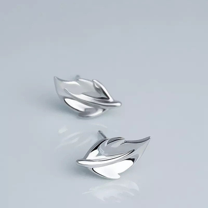 Tiny leaf earrings| Little leaves studs| Studs| Sterling Silver| Cute