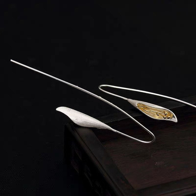 Silver Calla Lily Earrings, Orchid Earrings, Flower Earrings, Dangle Earrings, Sterling Silver, Gifts for her, Elegant