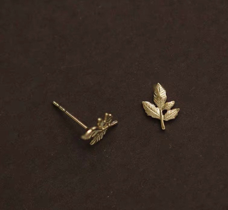 Tiny leaf earrings| Little leaf studs| Polished| Studs| Sterling Silver| Rose gold