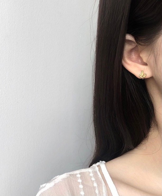Tiny leaf earrings| Little leaf studs| Polished| Studs| Sterling Silver| Rose gold