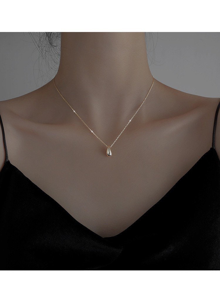 Water drop necklace| Tear drop