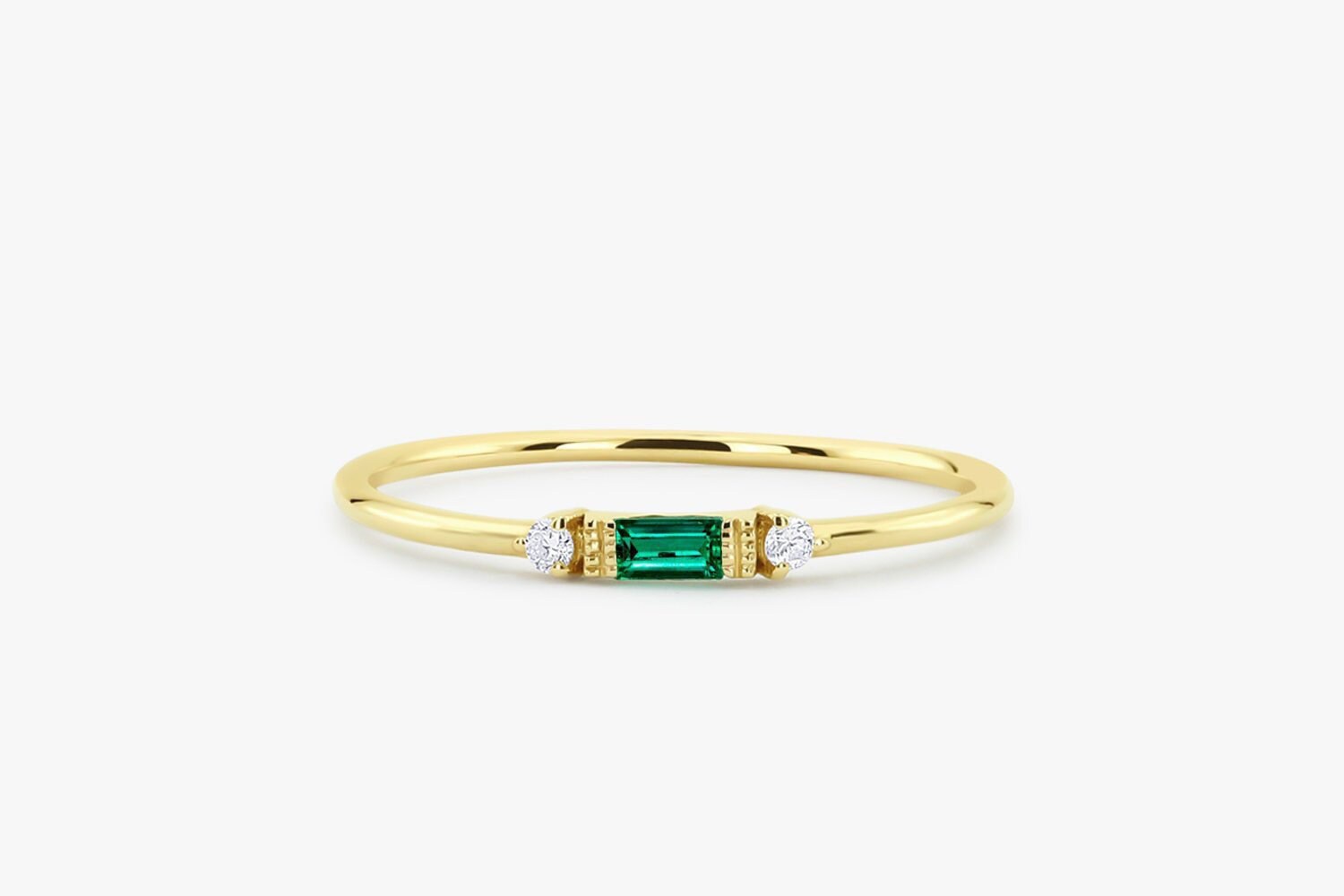 Skinny emerald ring |Boho stacking ring | Minimalist | Tiny sapphire ring