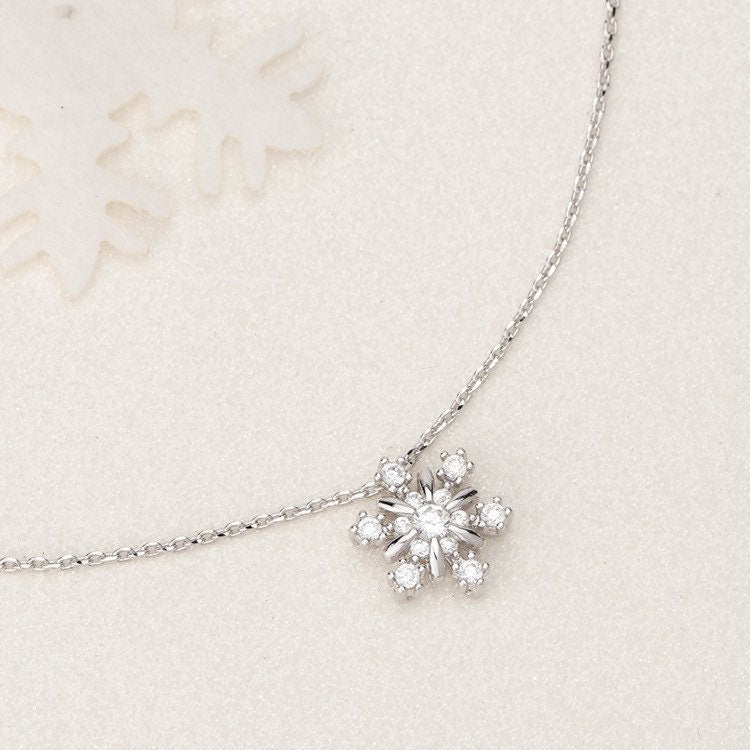 Snowflake Necklace| Sterling Silver