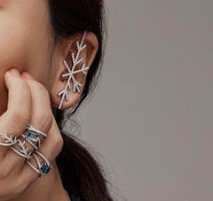 Snowflake Ear Cuff| Diamond Snowflake| Wedding | Winter| Snow Queen