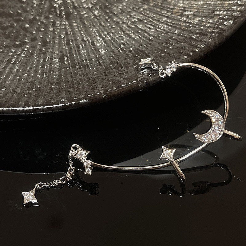 Stars Ear Cuff| Star ear cuff| Ear jacket | Celestial ear jacket