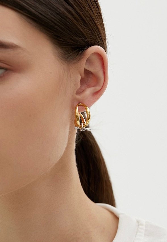 Two Tone Hoop Earrings| Gold and silver hoops| Hypoallergenic hoops | Minimalism| Contrast color hoops | Knot hoop earrings