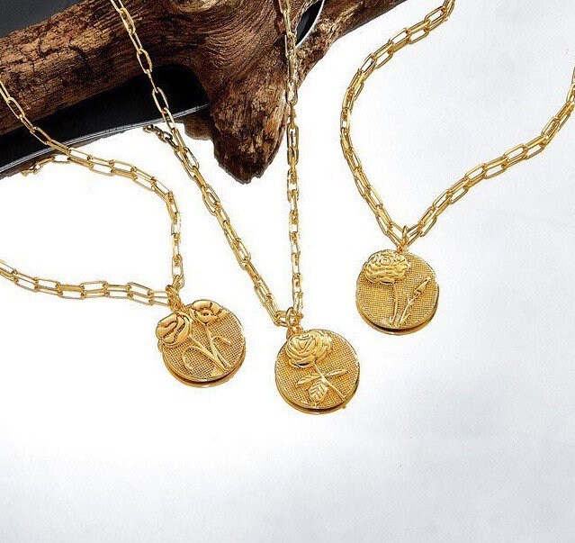 Rectangle Chain Birth Flower Necklace