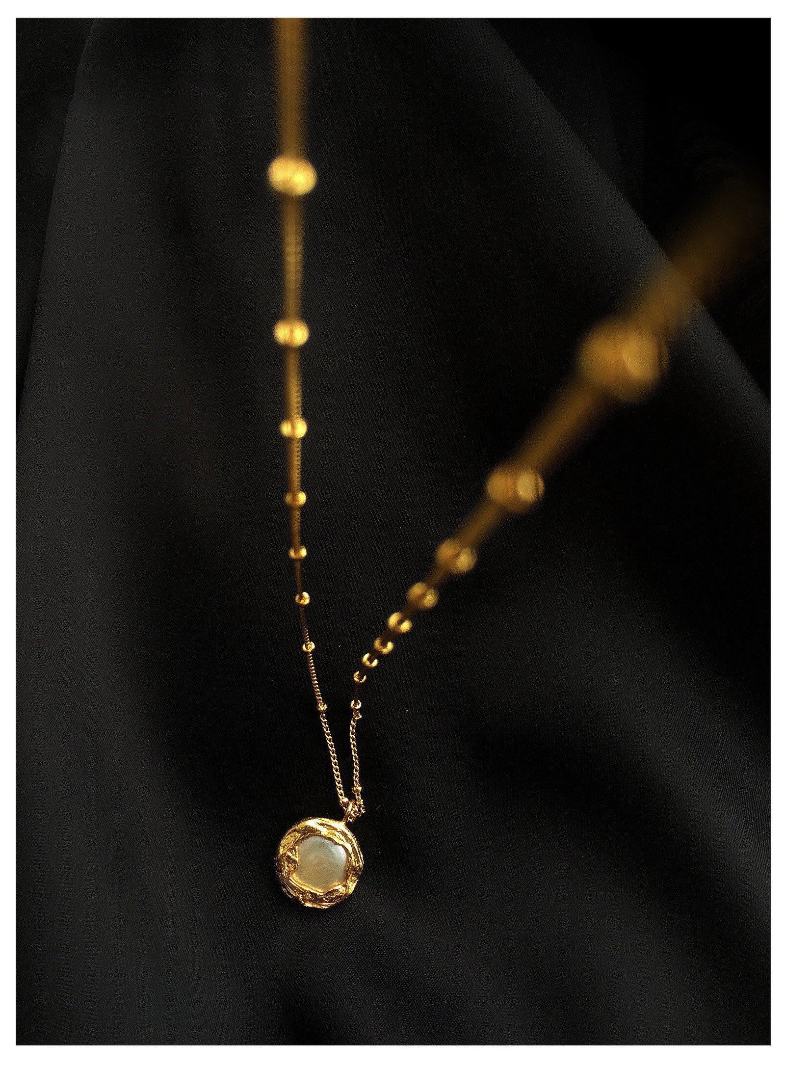 Large Pearl Moon Necklace