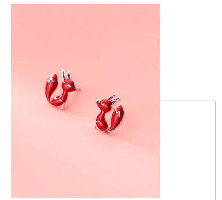Tiny red fox stud earrings | Cute fox earrings | Sterling silver| Cute| Animal lover| Foxy earrings| Hypoallergenic | Enamel fox earrings