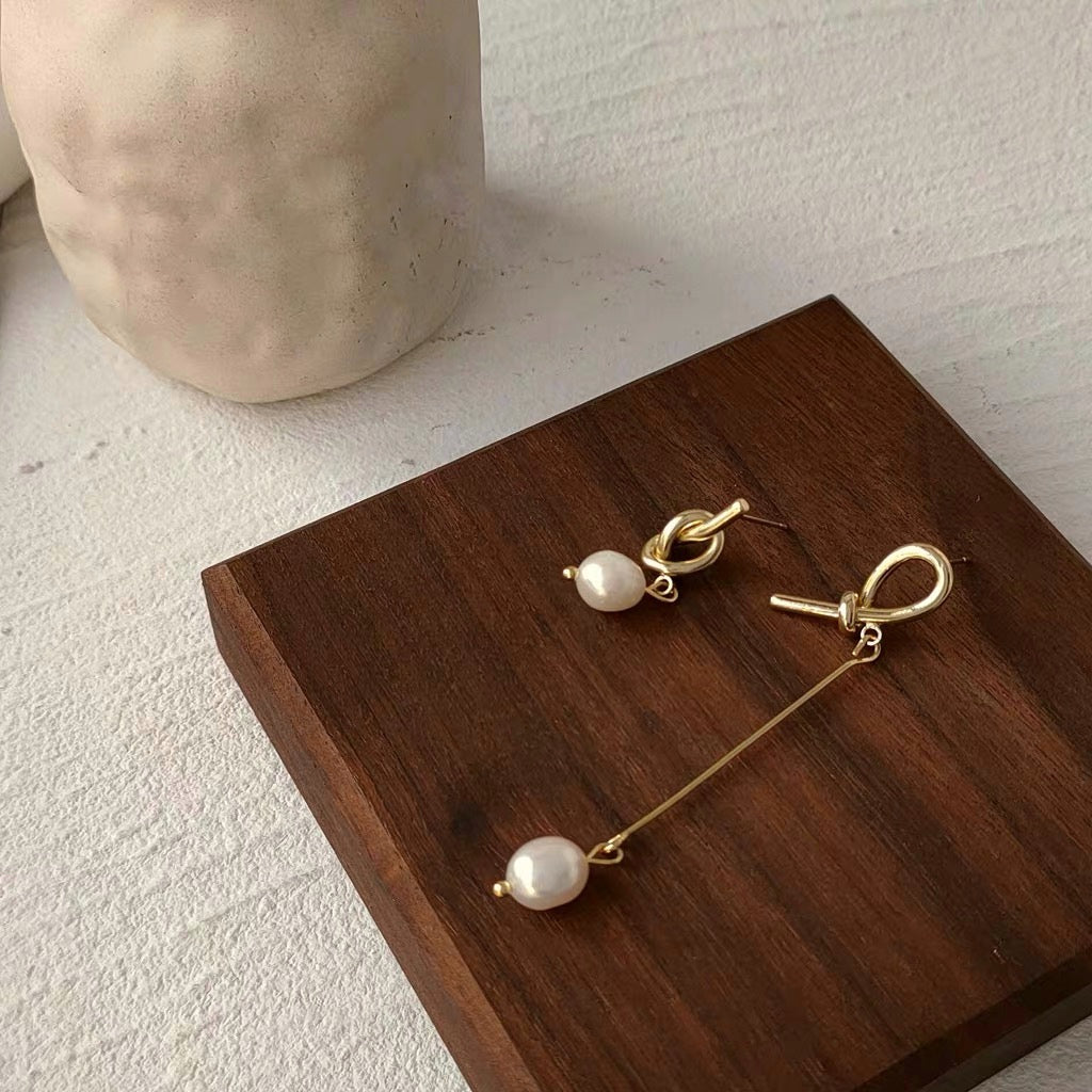 Minimalist Pearl Drop Earrings